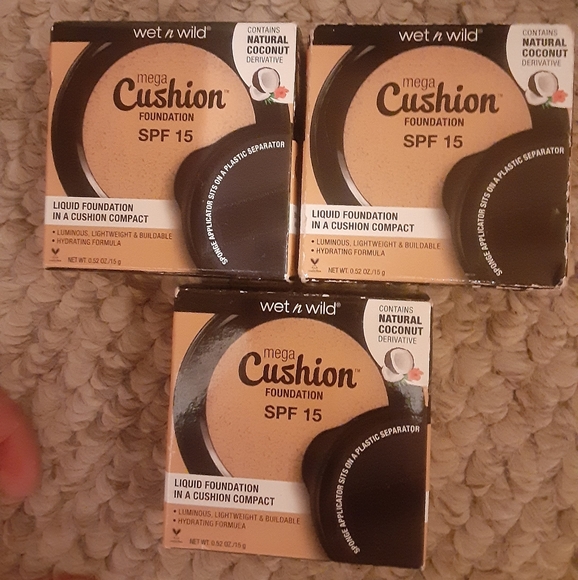 3 Wet n Wild Mega Cushion Foundations - Picture 1 of 5